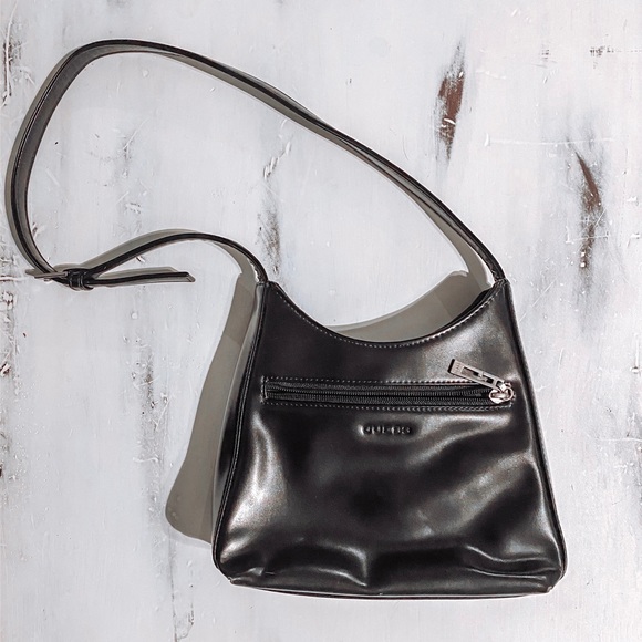 Guess Handbags - SOLD Vintage Guess purse